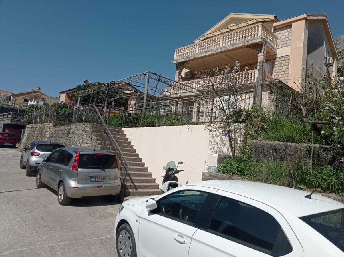 Apartment Ivan Котор Екстериор снимка
